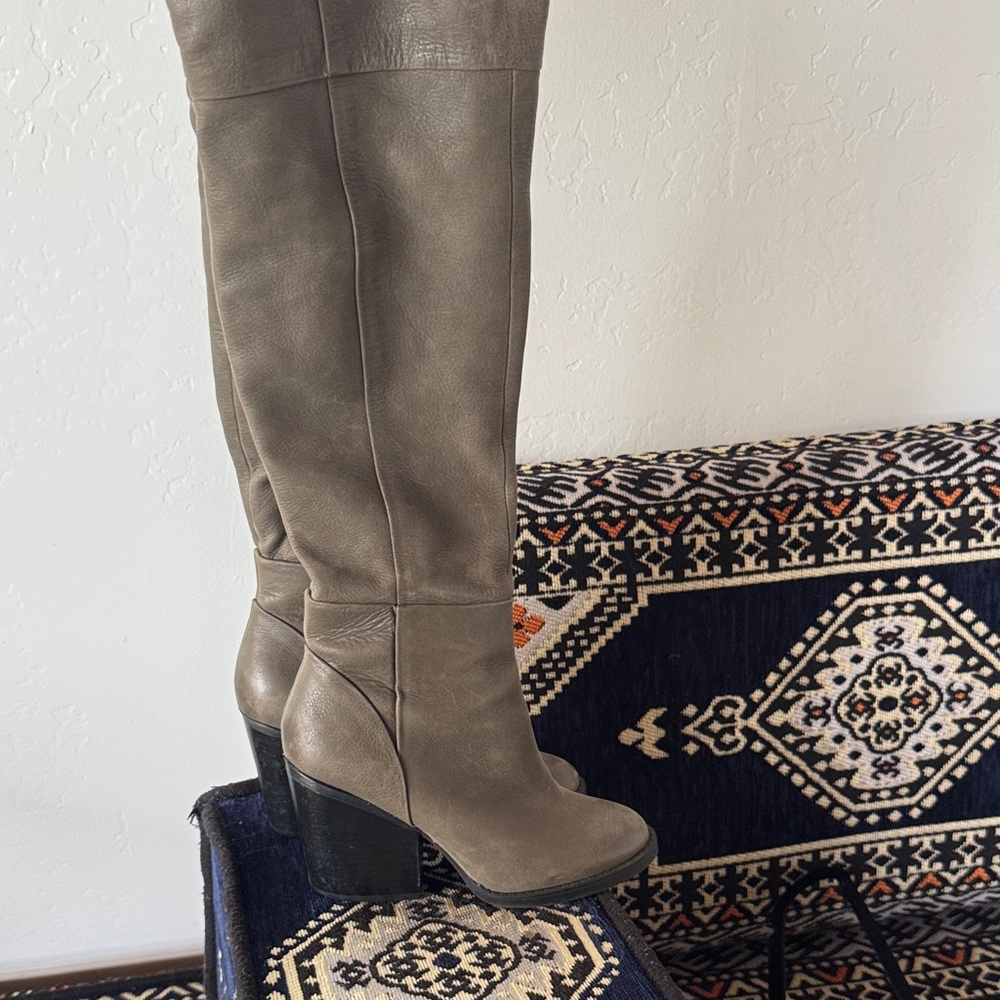 Aldo Elegant Gray Thigh-High Boots 7.5